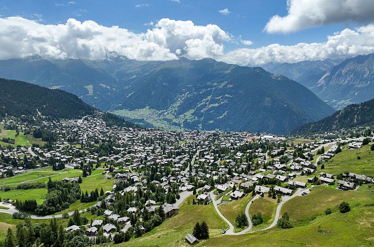 Appartement mit Blick auf die Berge