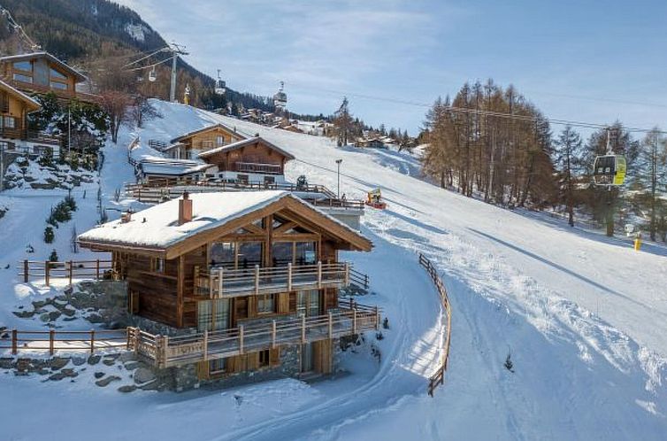 Unterkunft 18435101 - Ferienhaus Wallis - Vakantiehuis Chalet Oak Tree amazing, sauna, ski-in/out