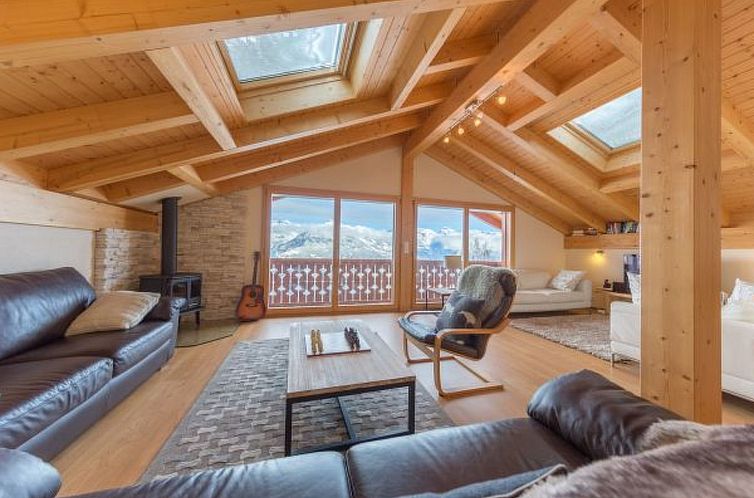 Unterkunft 18435104 - Ferienhaus Wallis - Vakantiehuis Chalet Nid Blanc wood burning hottub