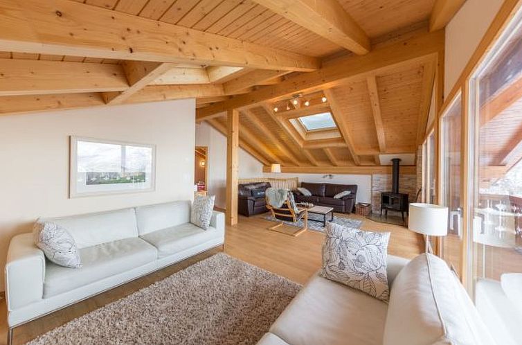 Vakantiehuis Chalet Nid Blanc wood burning hottub