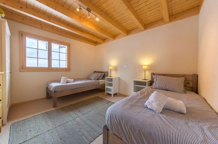 Vakantiehuis Chalet Nid Blanc wood burning hottub