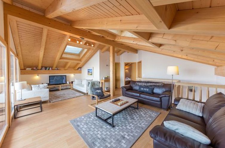 Vakantiehuis Chalet Nid Blanc wood burning hottub