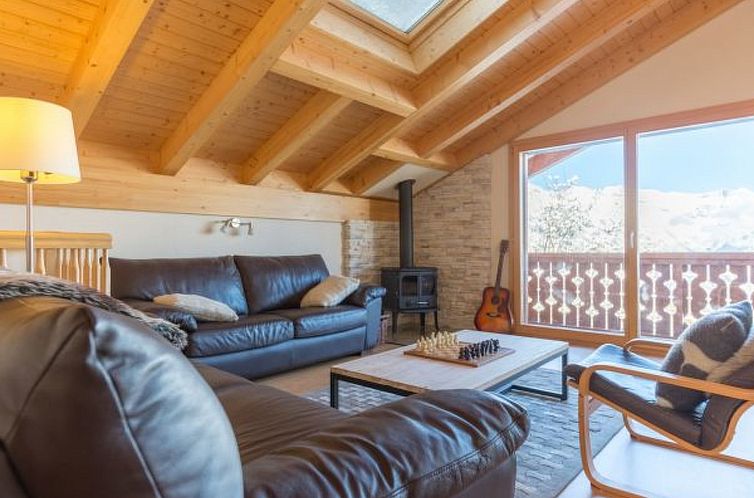 Vakantiehuis Chalet Nid Blanc wood burning hottub