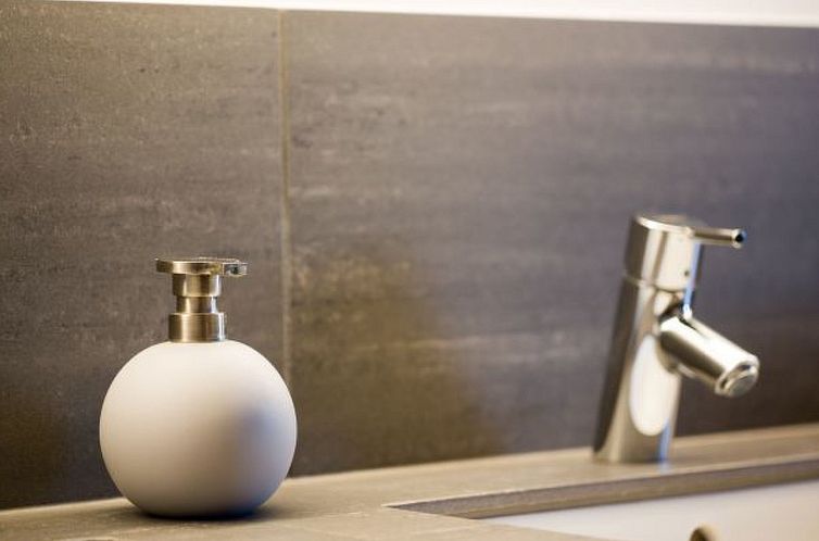 Appartement Grimpeur luxury duplex, Spa Access Front Telecab