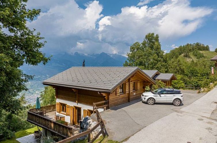 Vakantiehuis Chalet La Vue - hammam, pet friendly, amazing v