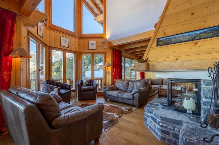 Vakantiehuis Chalet Vansamis, views & sauna