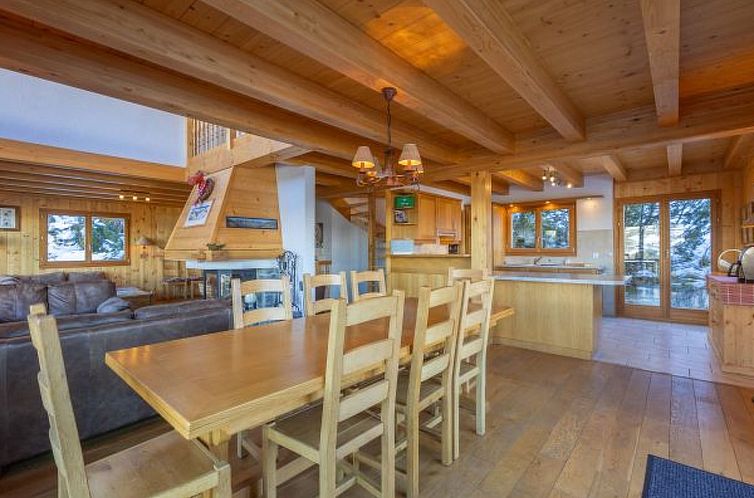 Vakantiehuis Chalet Vansamis, views & sauna