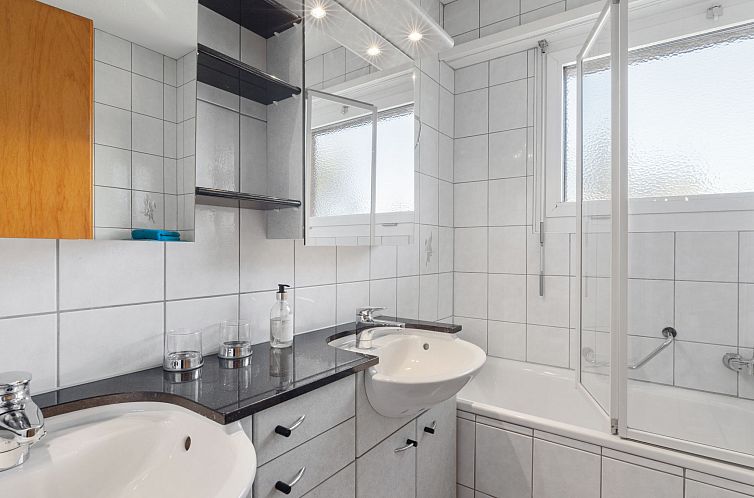 Appartement Vermala Soleil B 13