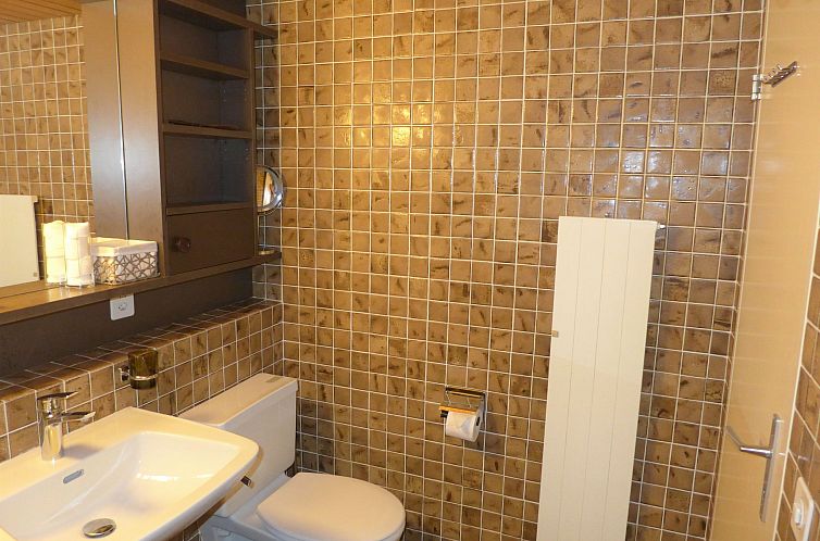 Appartement Jeanne D'Arc Apt. H2-49