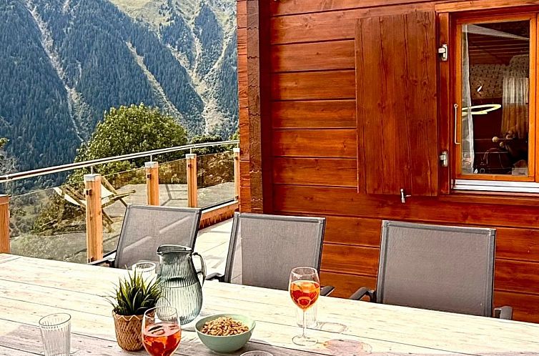 Vakantiehuis Chalet Poiema