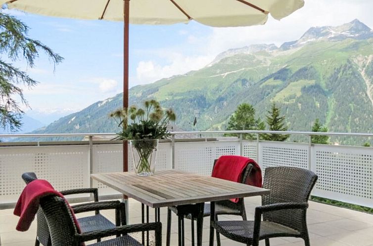 Guest house 1844746 - Apartment Wallis / Valais - Appartement Haus zum Alpenblick - Finsteraahorn