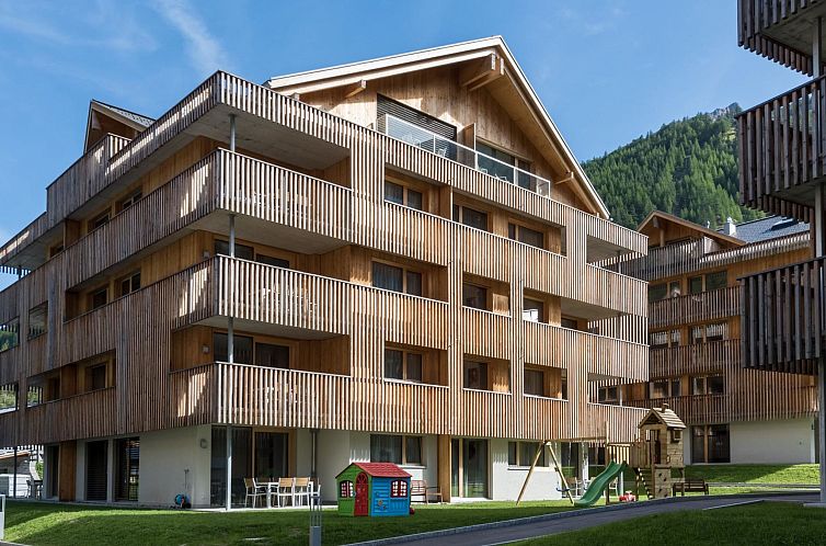 Appartement Apartment mit 3 Schlafzimmern & 2 Badezimmern EG