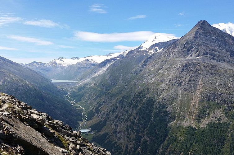 Appartement Saasunia