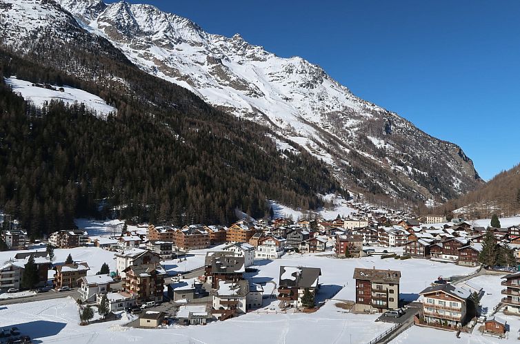 Appartement Saasunia