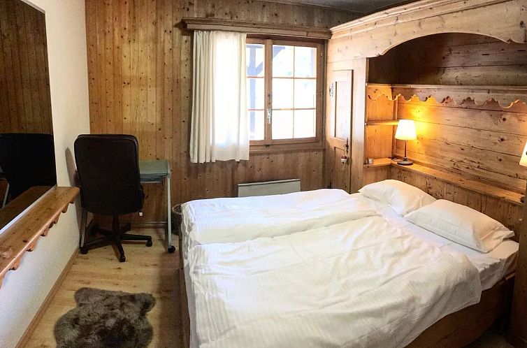 Vakantiehuis Chalet mit Seeblick, Jacuzzi, Sauna und Garten