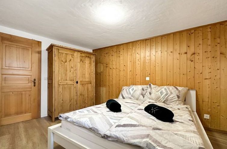 Vakantiehuis Chalet Le Basset - Family Chalet in the Swiss A