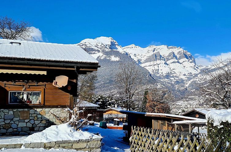 Unterkunft 1846801 - Appartement Wallis - Appartement Chalet Haus (bei Einfahrt grosser Nussbaum )