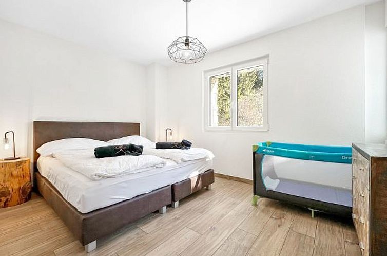 Vakantiehuis Chalet Les Girolles - Anzère