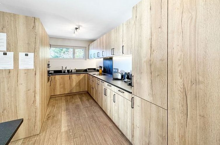 Vakantiehuis Chalet Les Girolles - Anzère