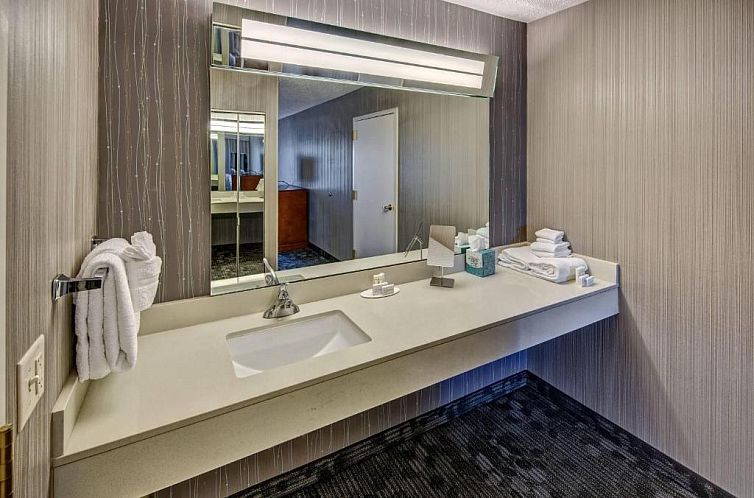 Courtyard by Marriott Springfield