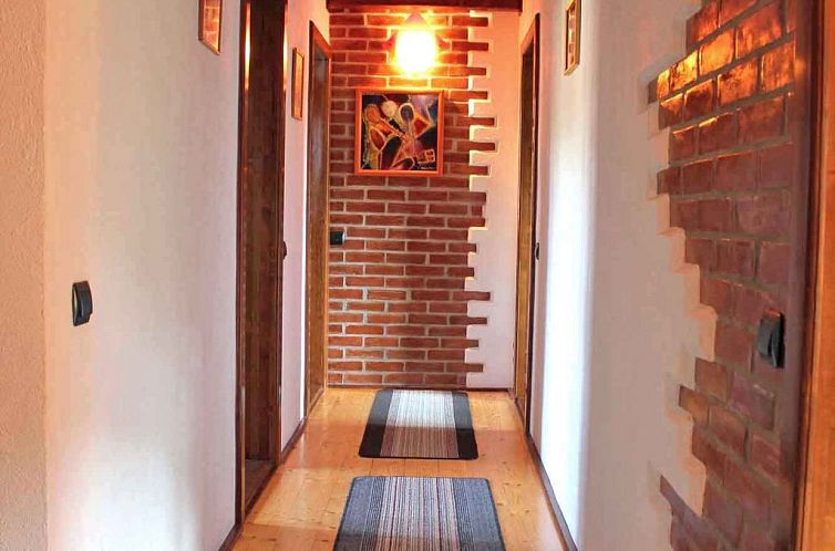 Vakantiehuis Casa Crina - rustikale Ferienvilla in Siebenbü