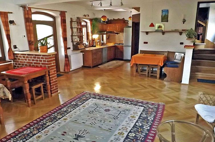Vakantiehuis Casa Crina - rustikale Ferienvilla in Siebenbü