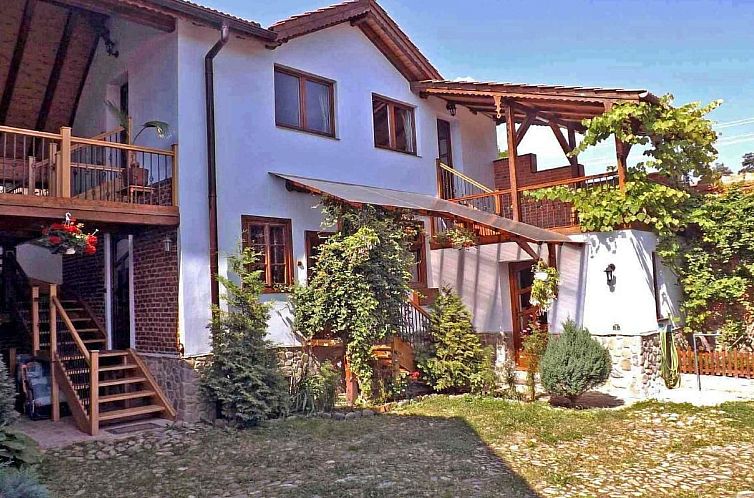 Vakantiehuis Casa Pelu - Uriges Bauernhaus mit Dachterrasse