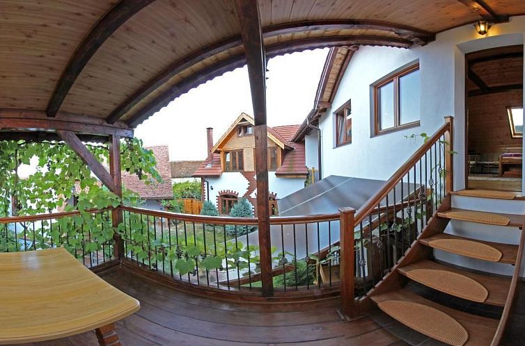 Vakantiehuis Casa Pelu - Uriges Bauernhaus mit Dachterrasse