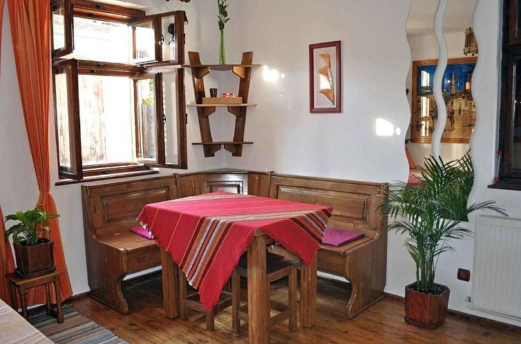 Vakantiehuis Casa Pelu - Uriges Bauernhaus mit Dachterrasse