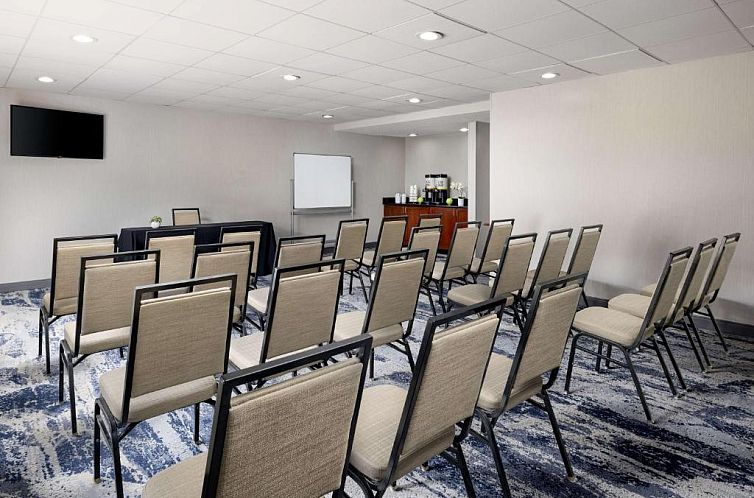 Hampton Inn Long Island/Islandia
