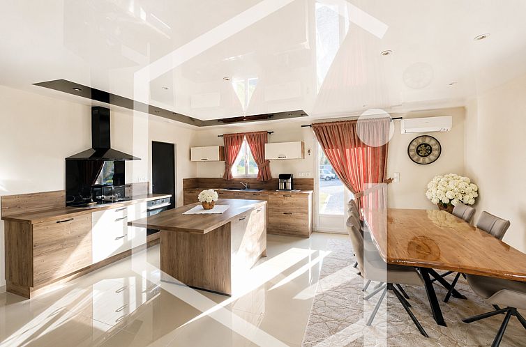 Vrijstaande woning in La Cambe