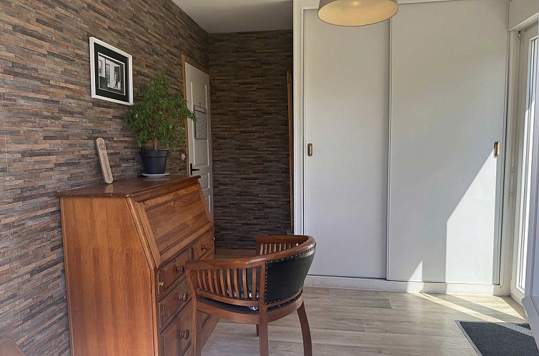 Vrijstaande woning in Commes
