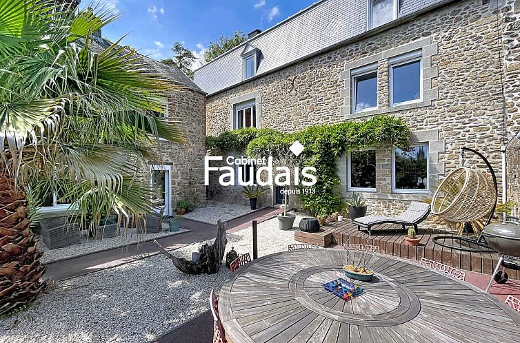 Guest house 1901307 - Holiday property Lower Normandy - Geschakelde woning in Coutances