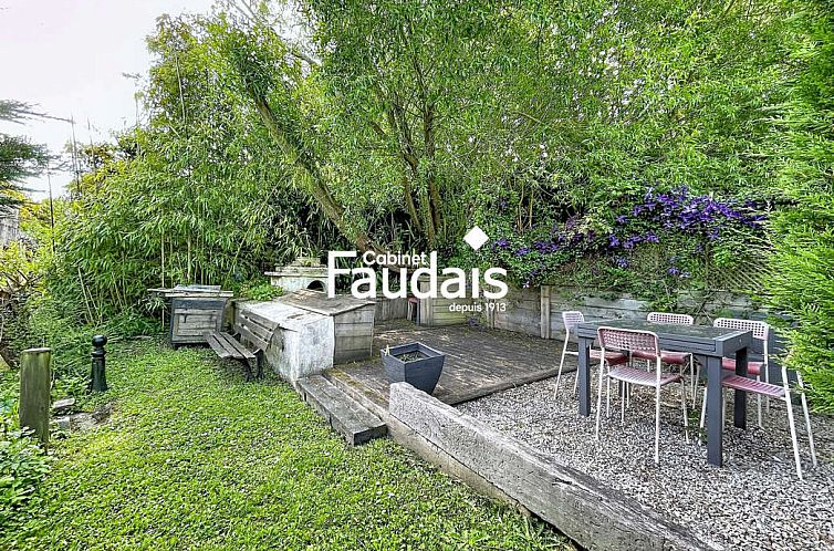 Geschakelde woning in Coutances