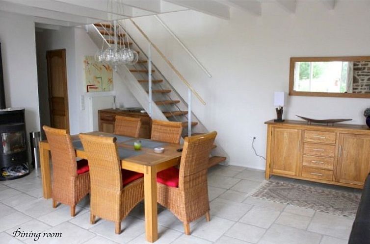 Vakantiehuis in Sourdeval Les Bois mit Garten