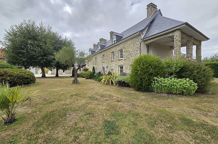 Vrijstaande woning in Saint-Clair-Sur-L'elle