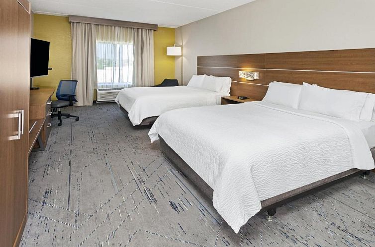 Holiday Inn Express Hotel & Suites Chicago Airport West-O'Ha