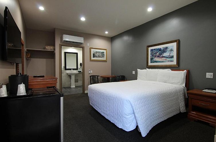 Dunes Inn - Wilshire