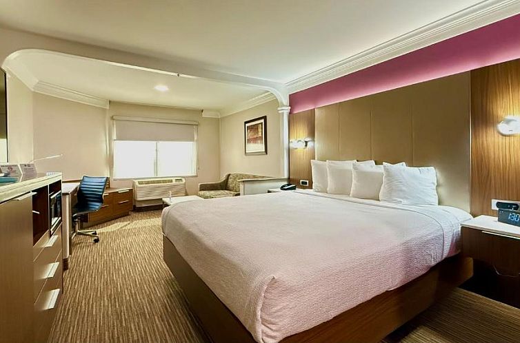 Best Western Plus Suites Hotel - Los Angeles LAX Airport