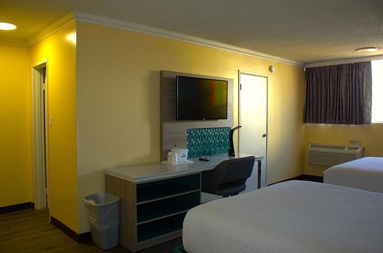 Days Inn by Wyndham Los Angeles LAX/VeniceBch/Marina DelRay