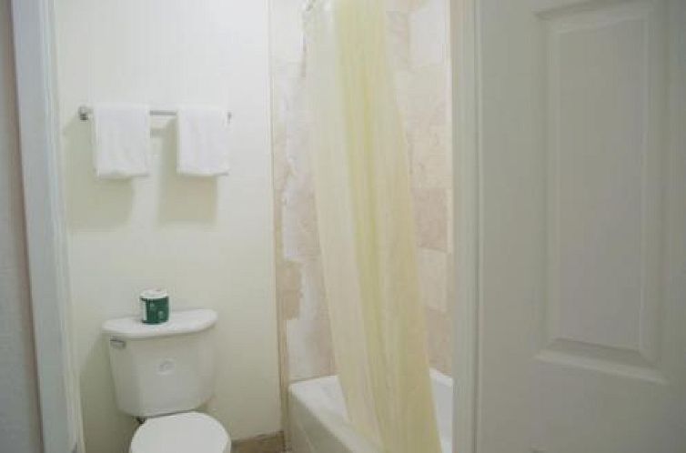 Americas Best Value Inn Hollywood