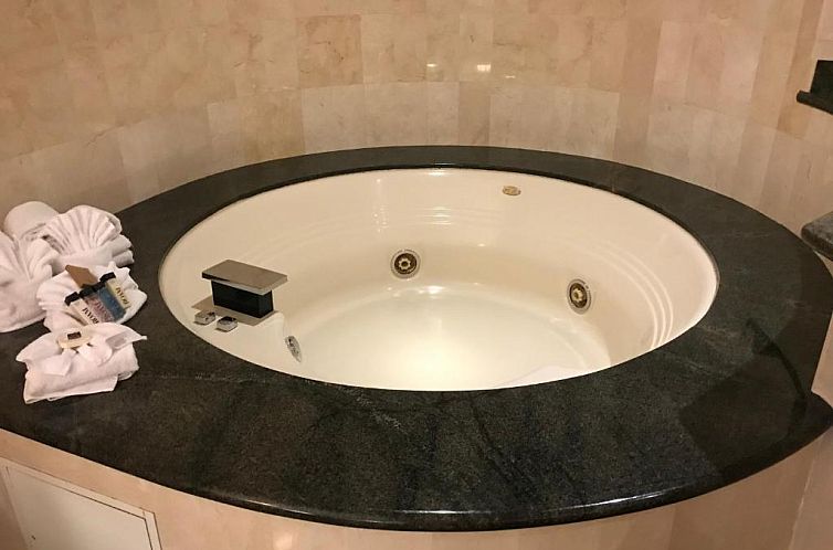 Hollywood Hotel - The Hotel of Hollywood Near Universal Stud