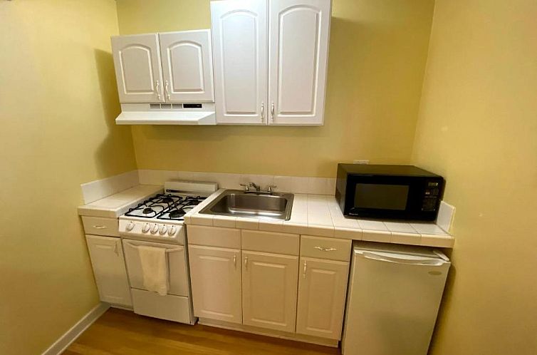 Hollywood Celebrity Hotel