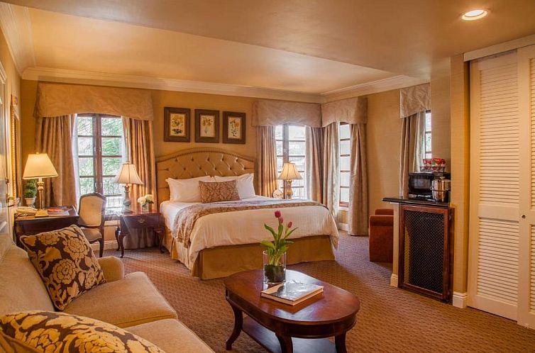 Best Western Plus Sunset Plaza Hotel