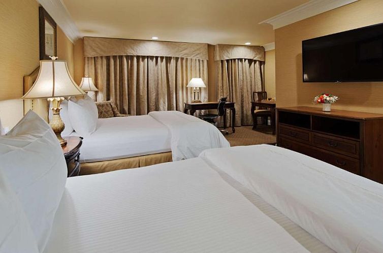 Best Western Plus Sunset Plaza Hotel