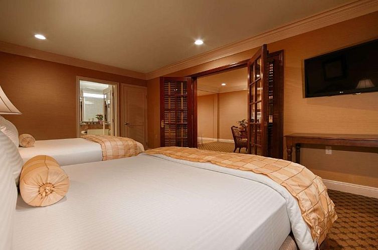 Best Western Plus Sunset Plaza Hotel