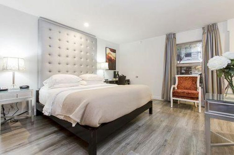 L.A. Sky Boutique Hotel