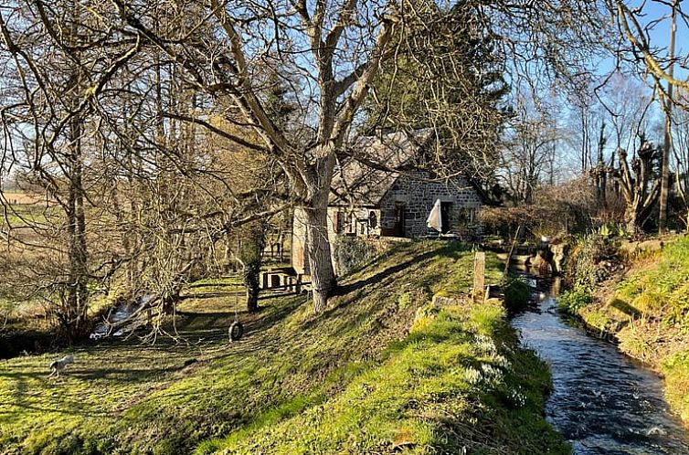 Vakantiehuis in Villebaudon