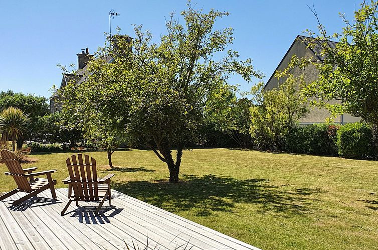 Vakantiehuis Charmantes Holzhaus in einer grünen Umgebung