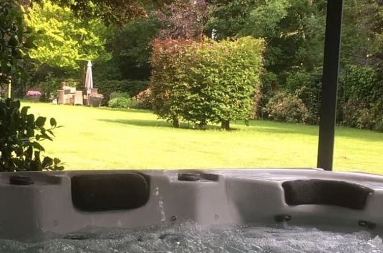 Huisje in Dalen (dorp)